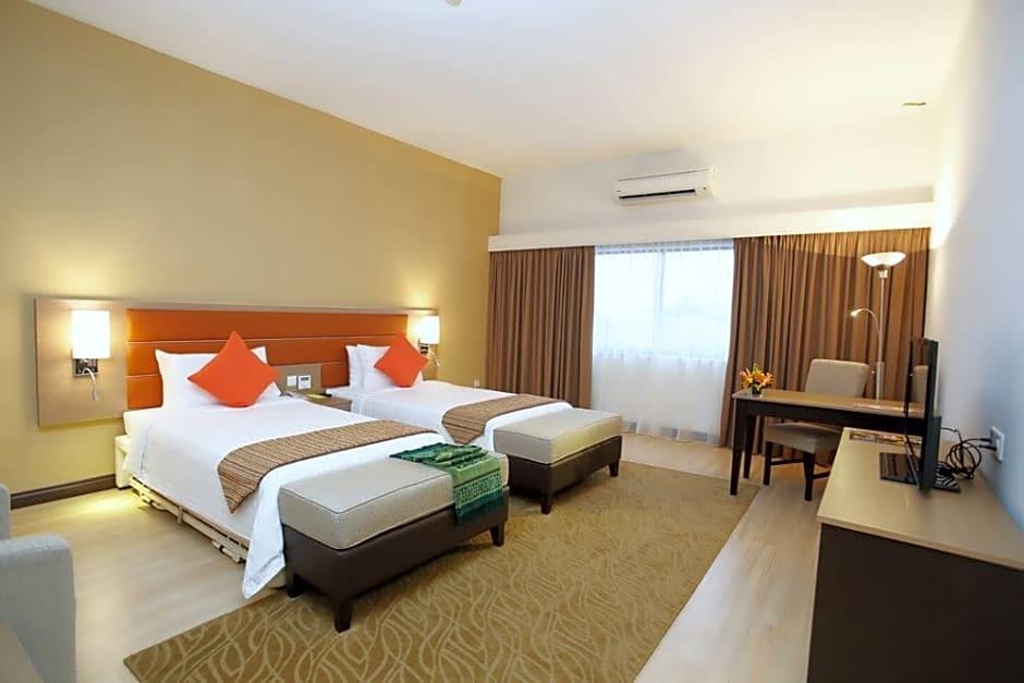 Raia Hotel & Convention Centre Terengganu Kuala Terengganu Zewnętrze zdjęcie